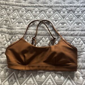 ALO Yoga Brown Sports Bra with Racerback Design and Compression Fit